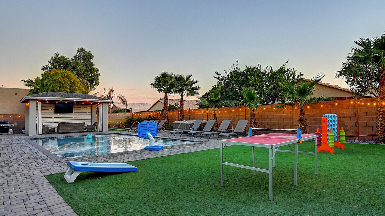 Photo of Outdoor in Paradise Valley Village