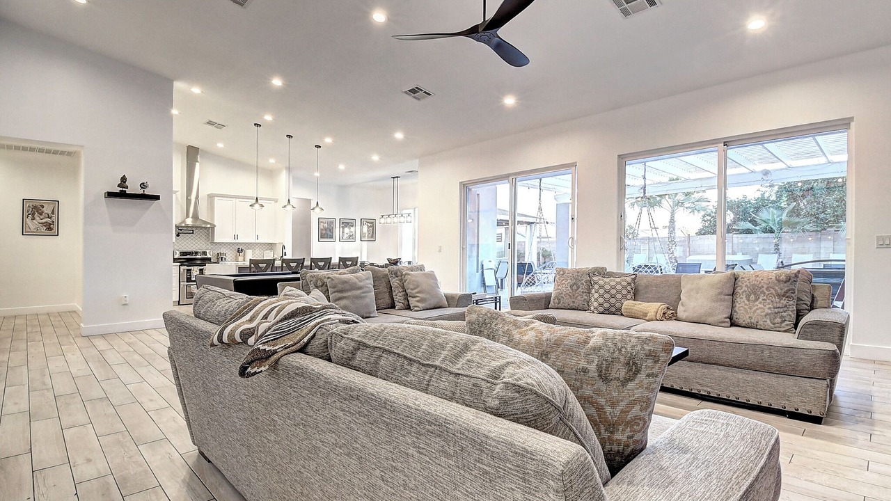 Photo of Bedroom in Paradise Valley Village