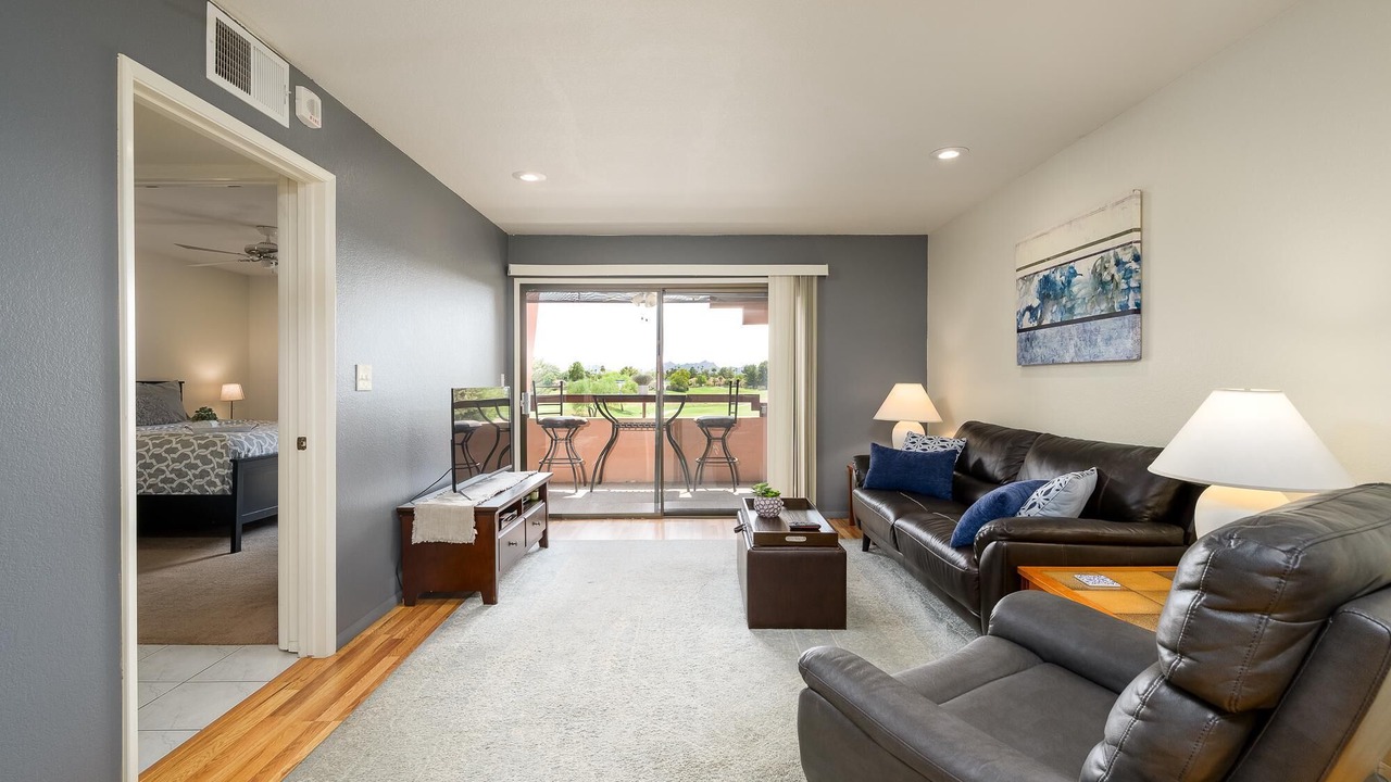 Photo of Bedroom in Paradise Valley Village