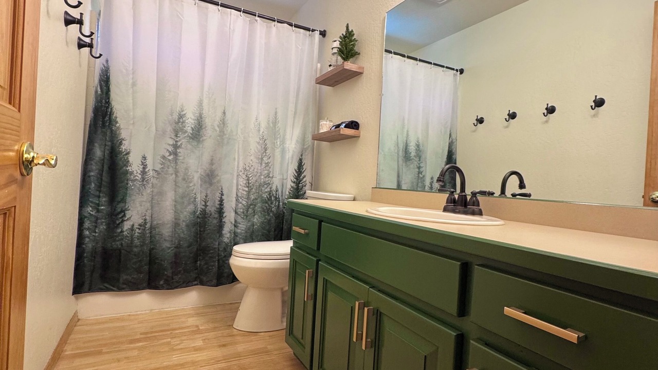 Photo of Bathroom in Pinetop