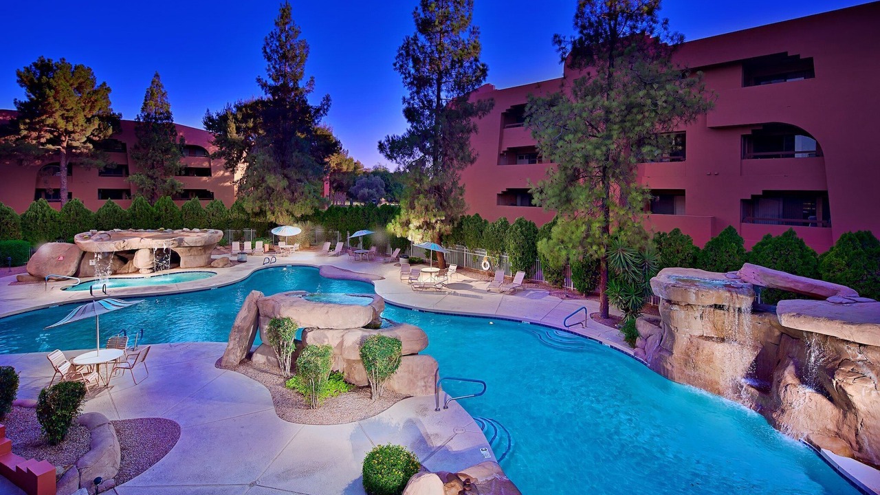 Photo of Outdoor in Paradise Valley Village
