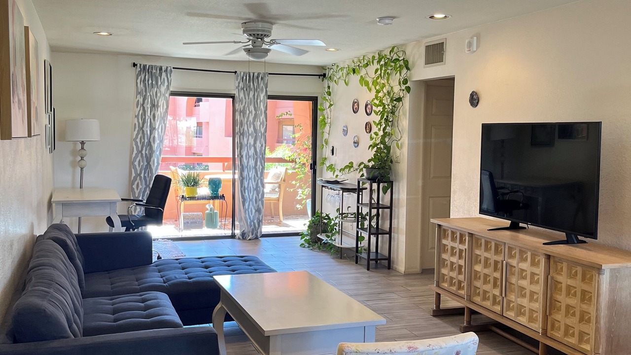 Photo of Bedroom in Paradise Valley Village
