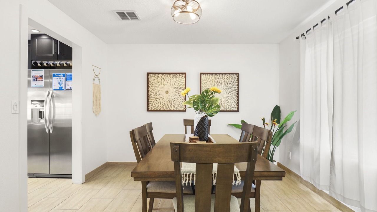 Photo of Bedroom in Raskin Estates
