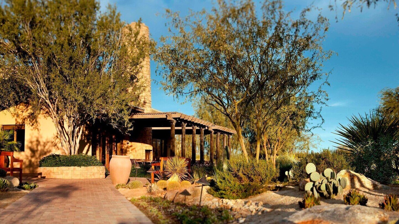 Photo of Outdoor in Paradise Valley Village