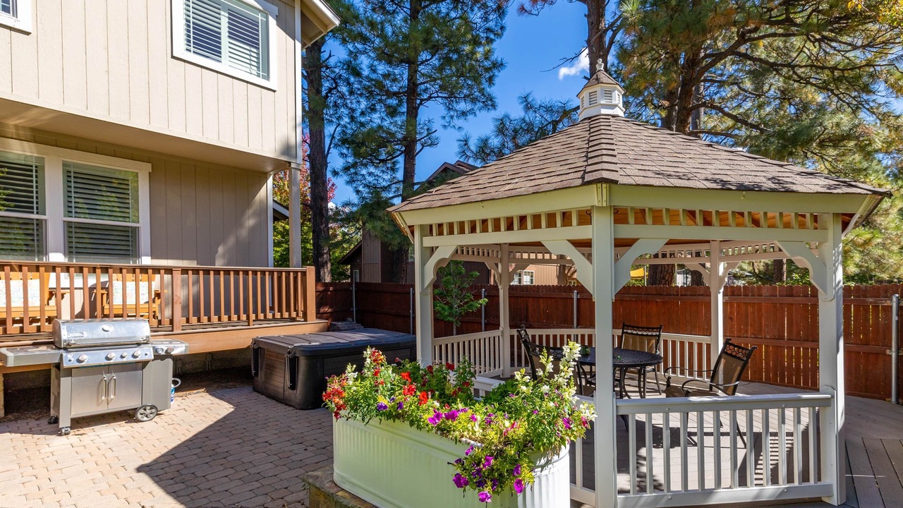 Photo of Outdoor in Ponderosa Trails