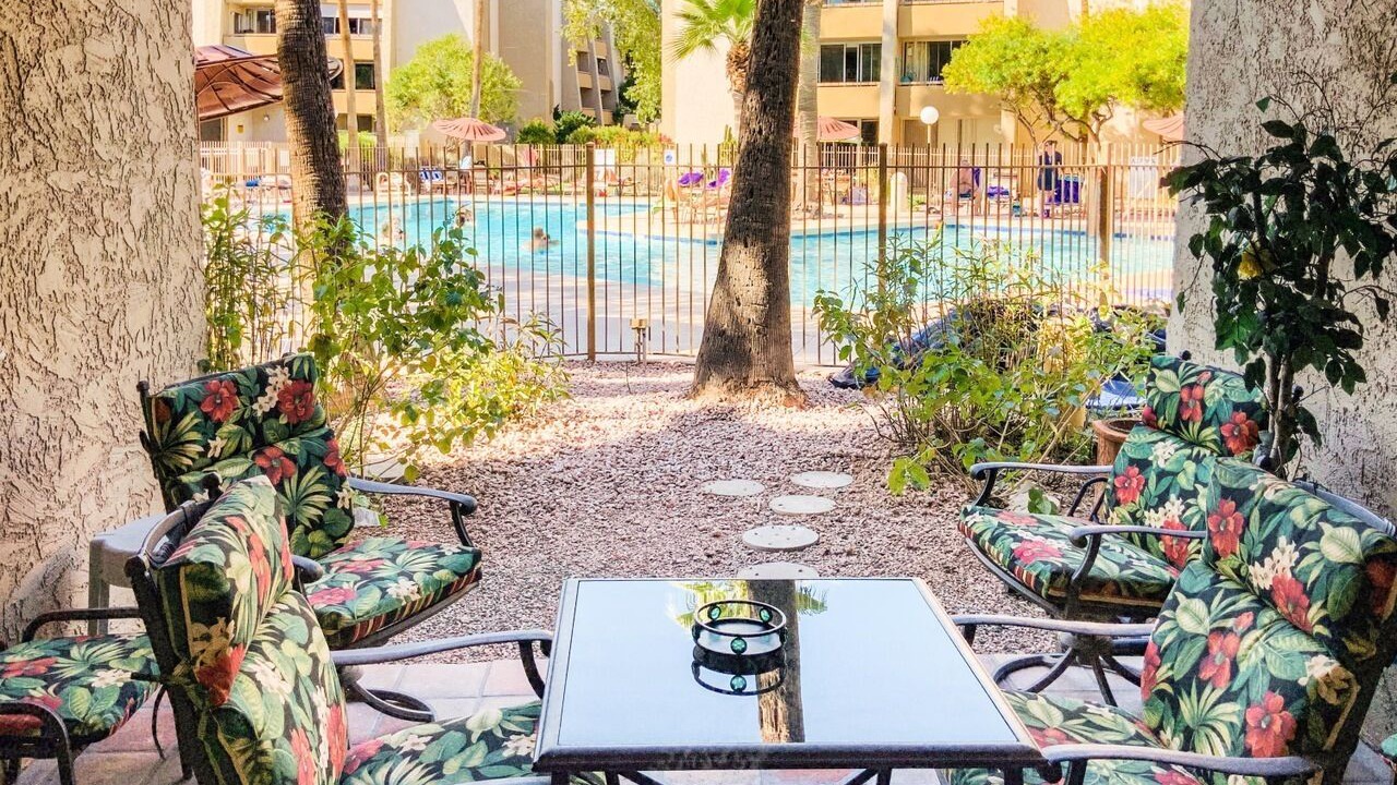 Photo of Outdoor in Entertainment District