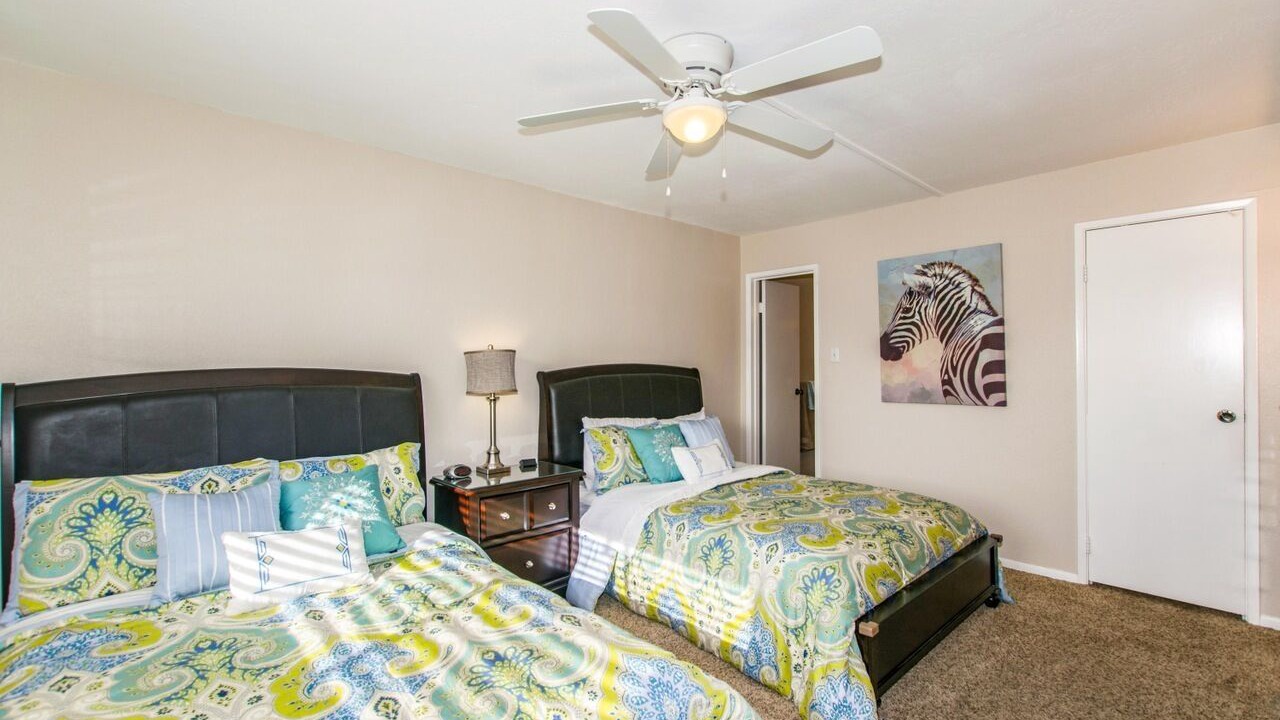 Photo of Bedroom in Entertainment District