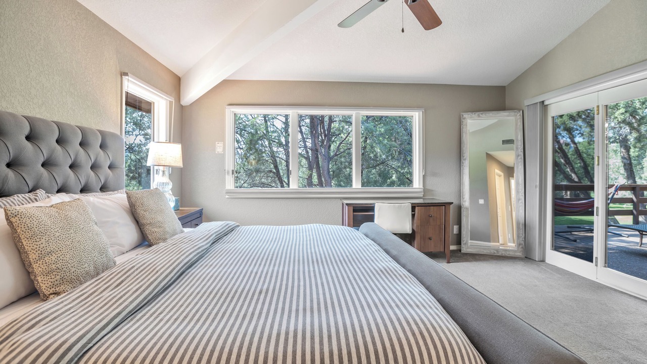 Photo of Bedroom in Oak Creek