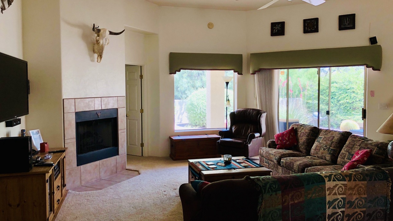 Photo of Livingroom in Green Valley