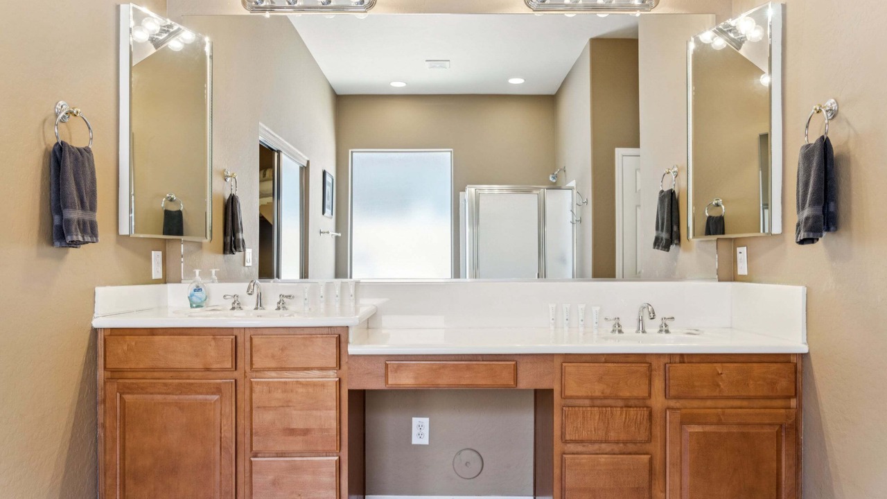 Photo of Bathroom in Sonoran Foothills