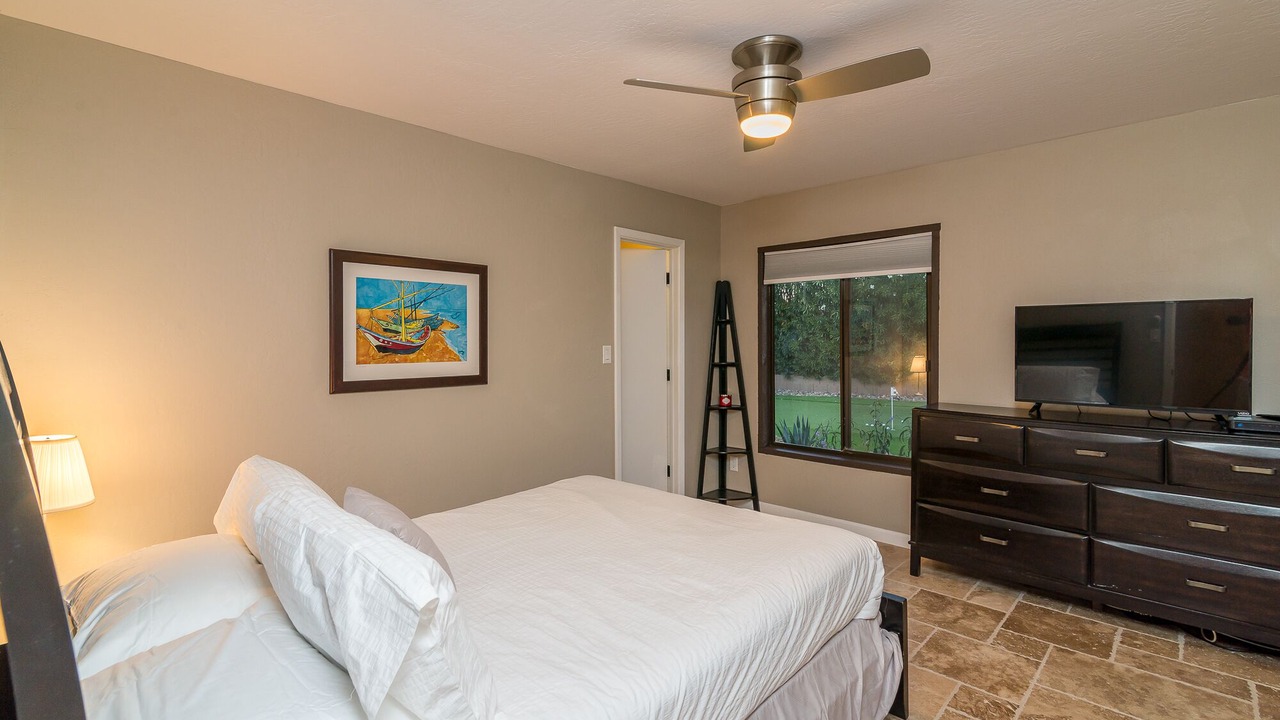 Photo of Bedroom in Raskin Estates