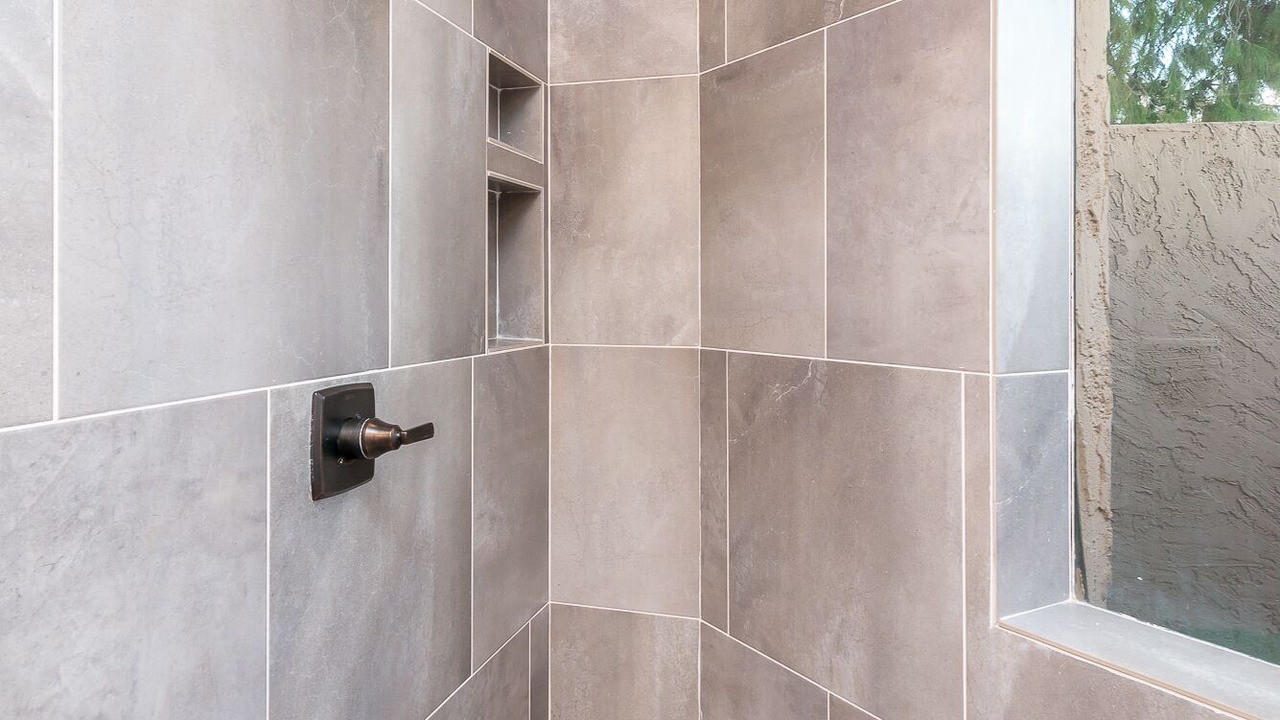 Photo of Bathroom in Raskin Estates