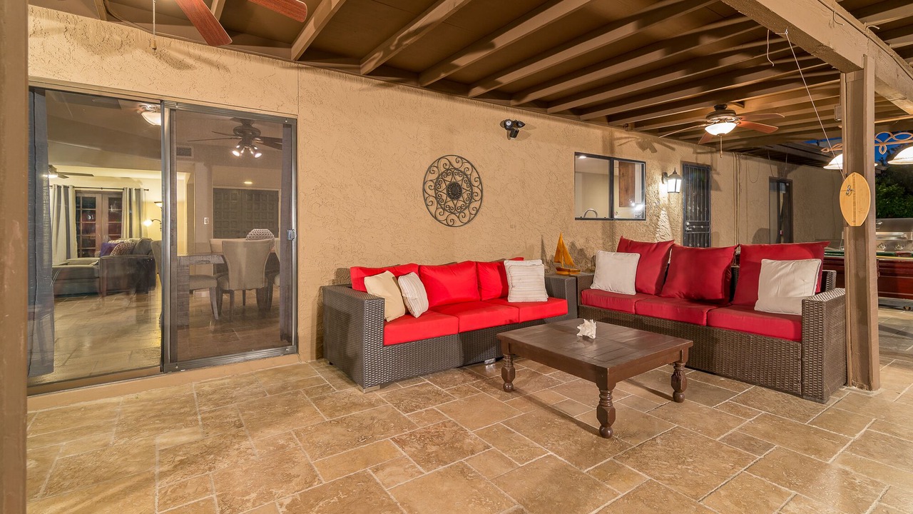 Photo of Livingroom in Raskin Estates