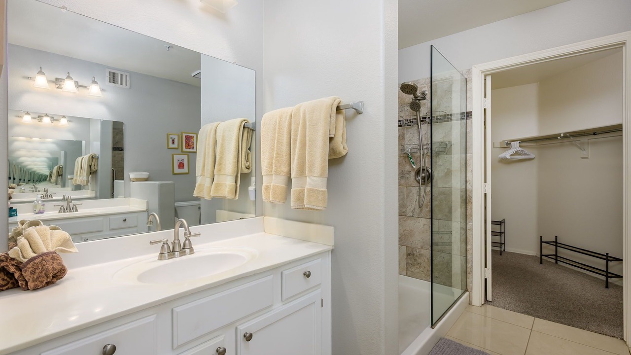 Photo of Bathroom in Villages Five