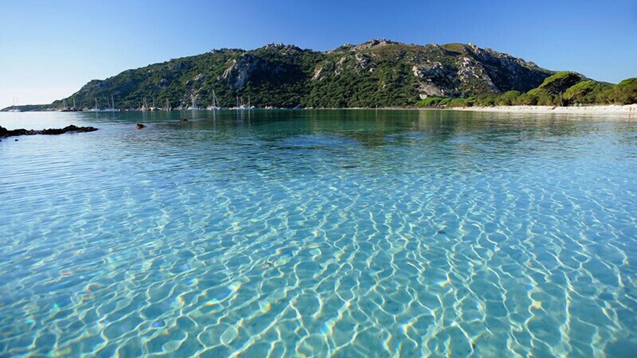 Photo of Others in Figari