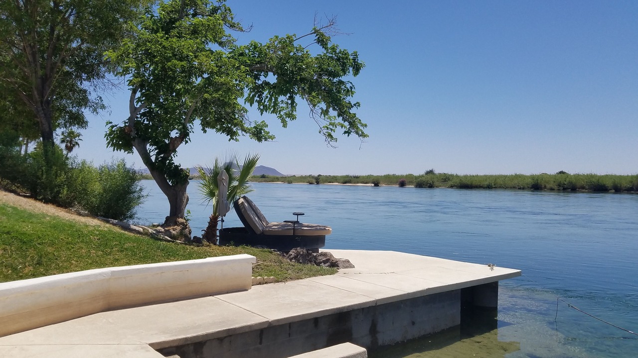 Photo of Outdoor in Earp