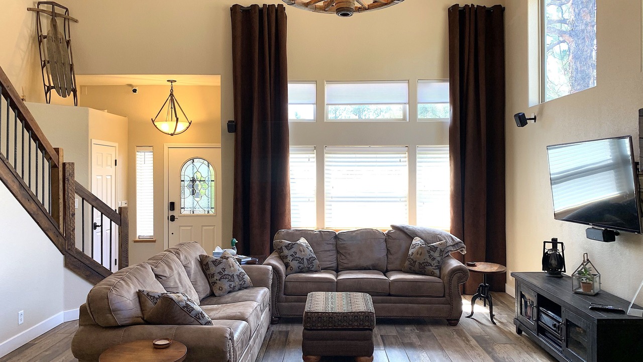 Photo of Livingroom in Ponderosa Trails