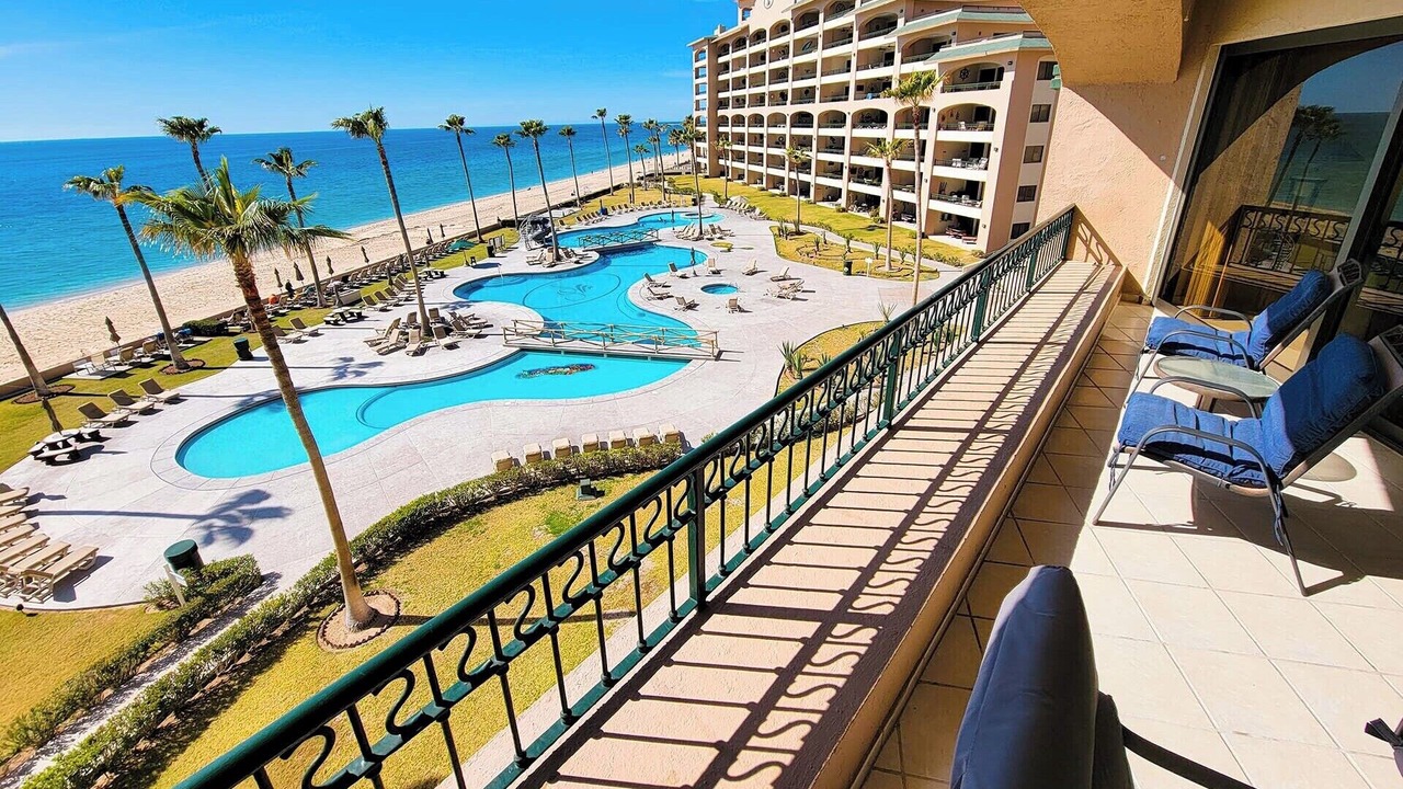 Photo of Patio Balcony in Sandy Beach