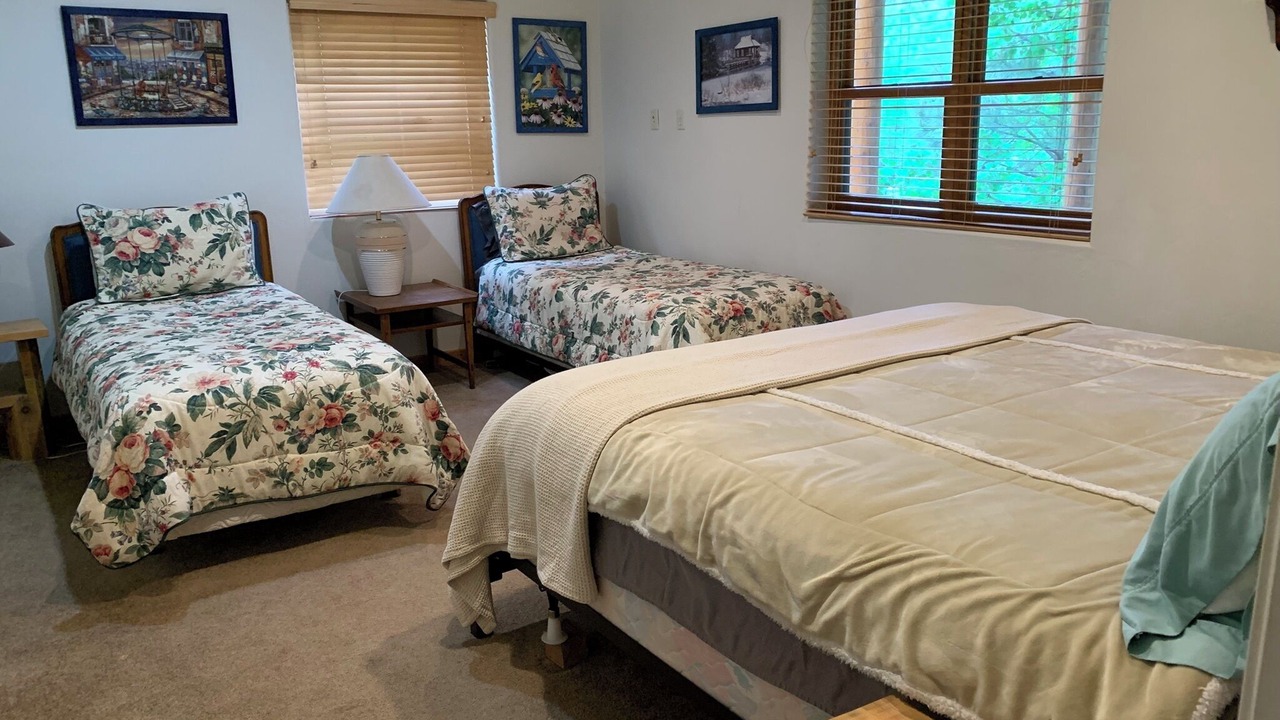Photo of Bedroom in Summerhaven