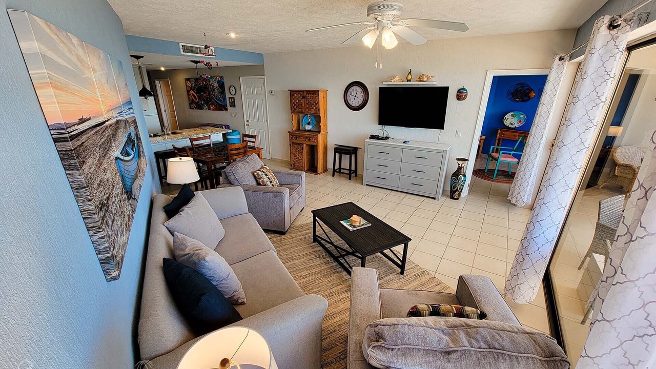 Photo of Livingroom in Sandy Beach