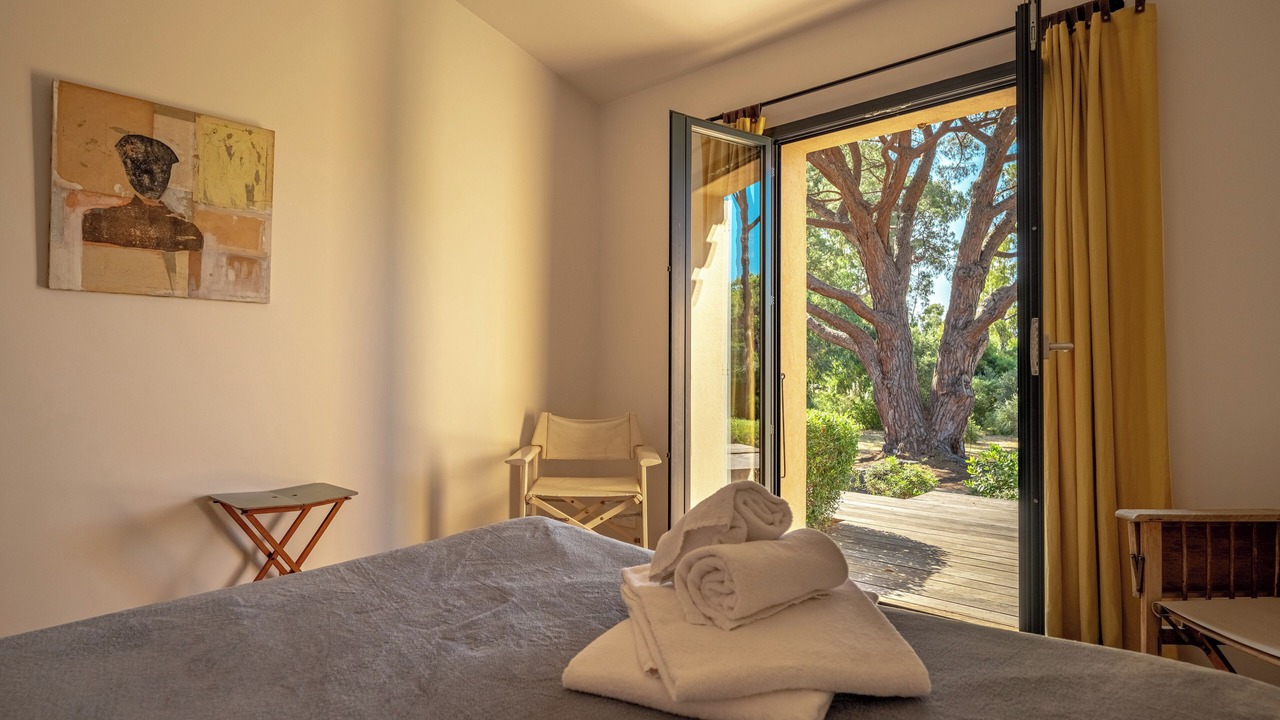 Photo of Bedroom in Hameau de Palombaggia