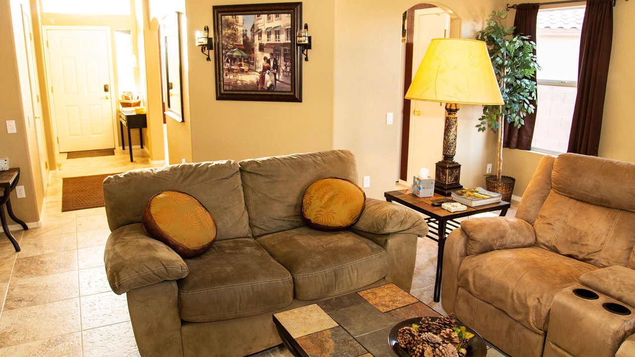 Photo of Livingroom in The Bluffs