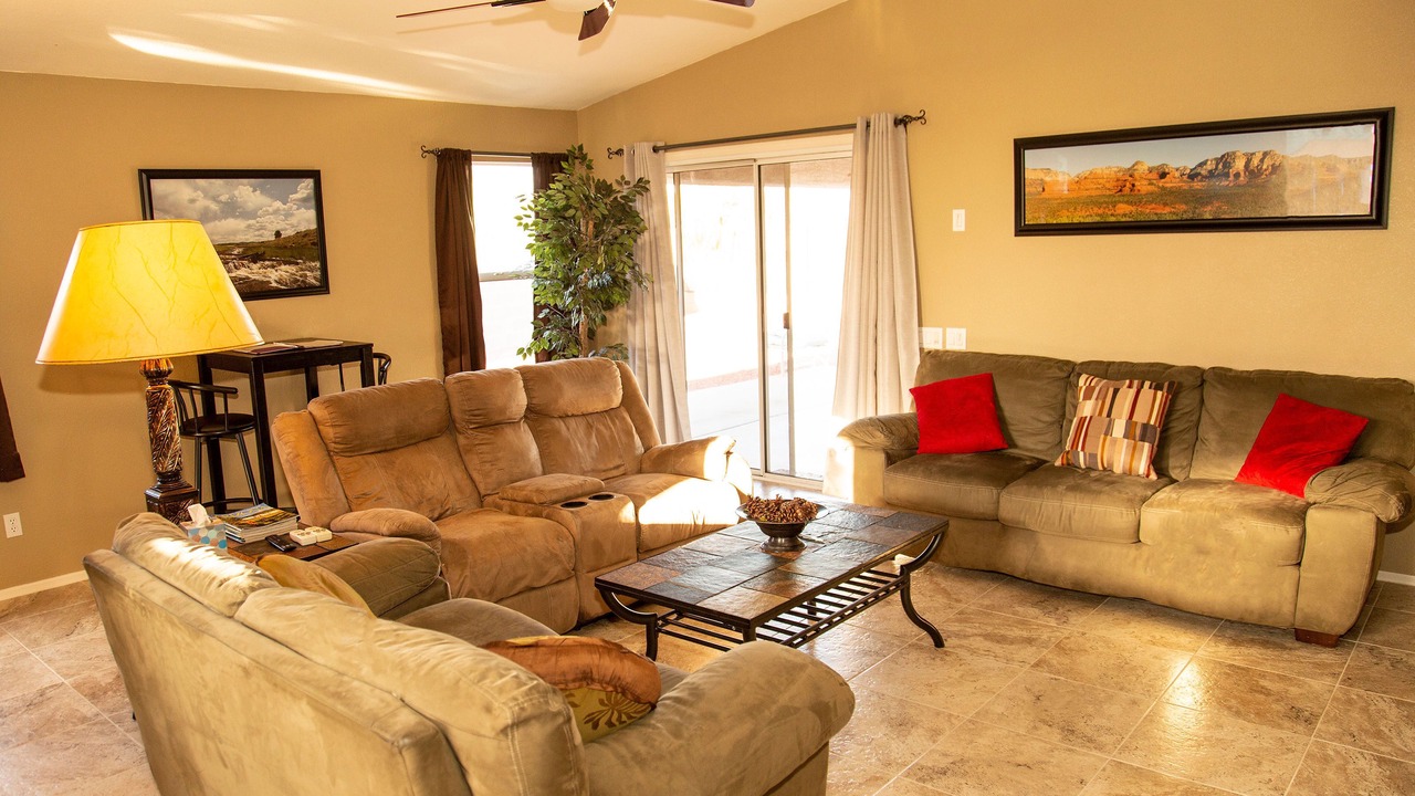Photo of Livingroom in The Bluffs