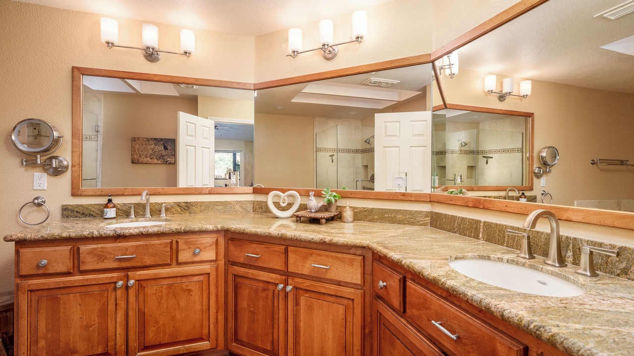 Photo of Bathroom in Oak Creek