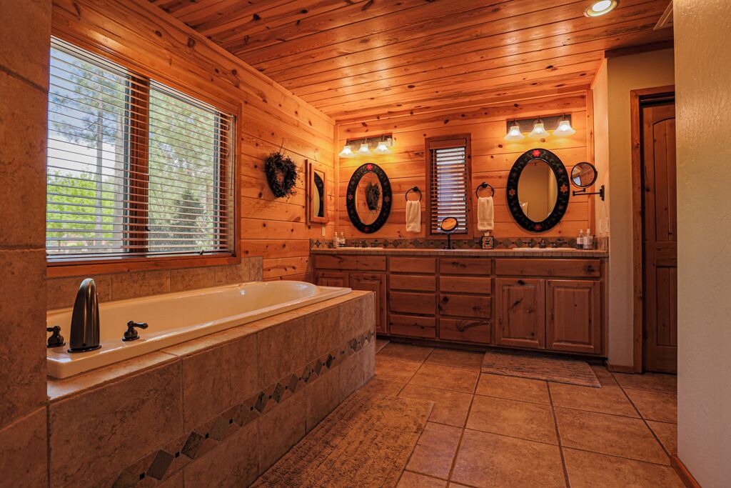 Photo of Bathroom in Pinetop-Lakeside