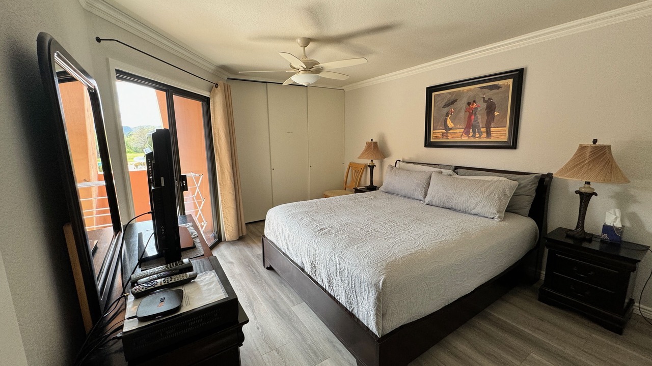 Photo of Bedroom in Paradise Valley Village