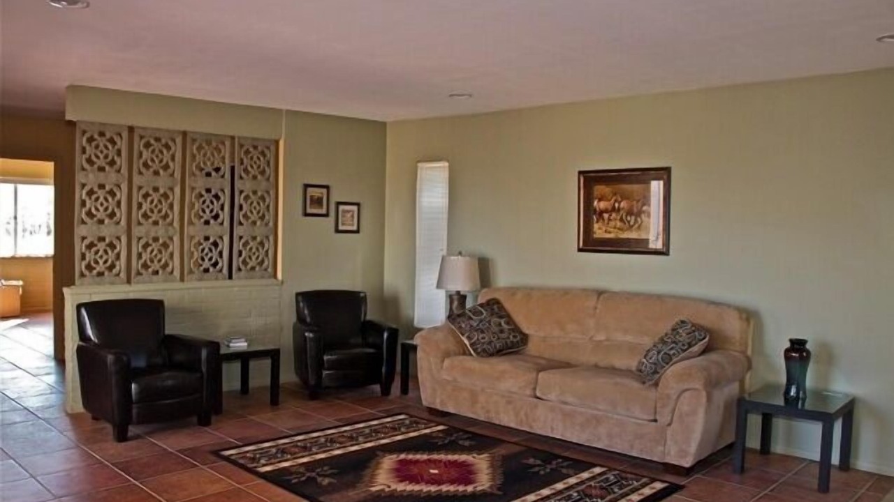 Photo of Bedroom in Mountain Gardens Estates