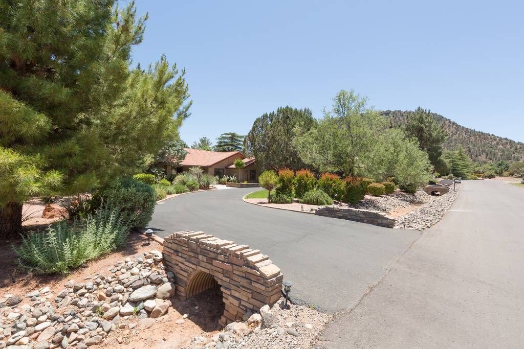 Photo of Outdoor in Oak Creek