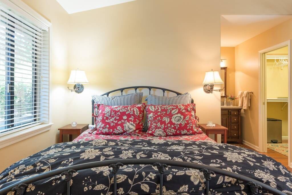 Photo of Bedroom in Oak Creek