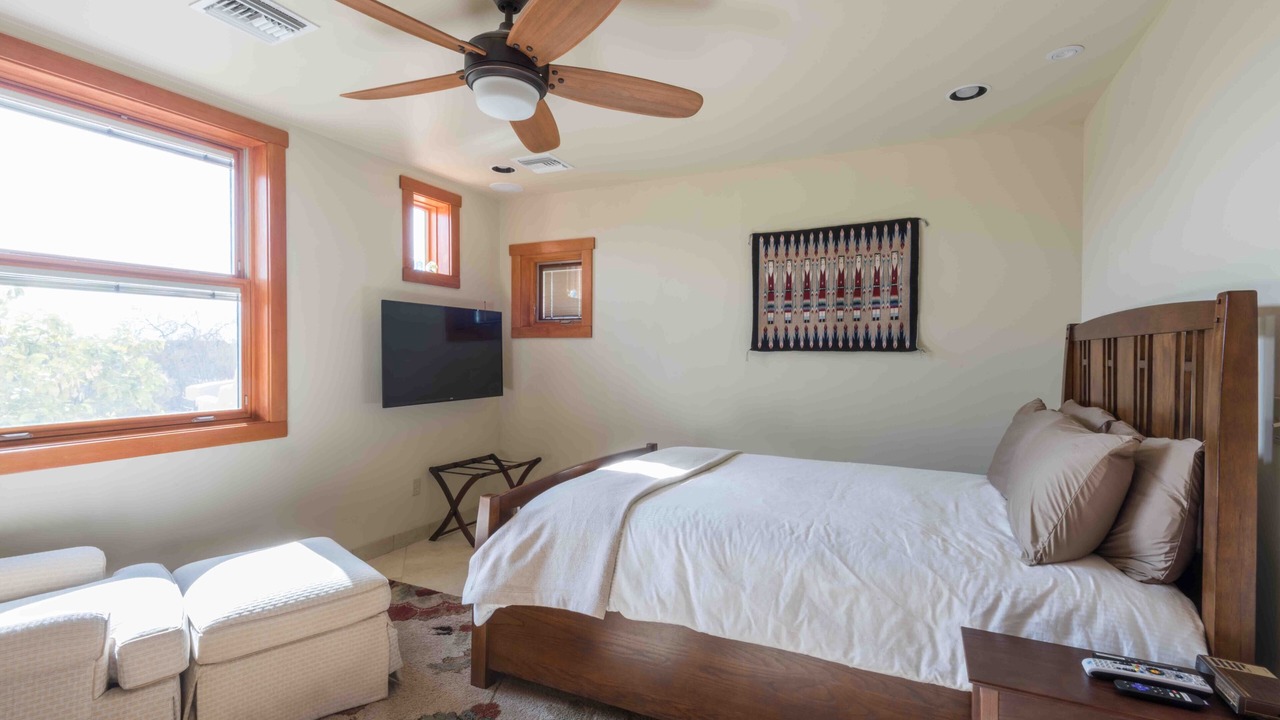 Photo of Bedroom in Pinnacle Peak