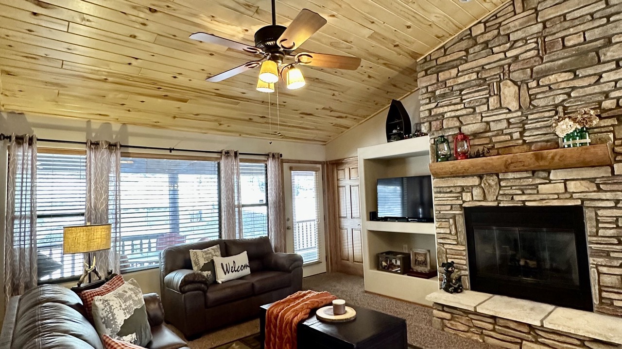 Photo of Livingroom in Show Low
