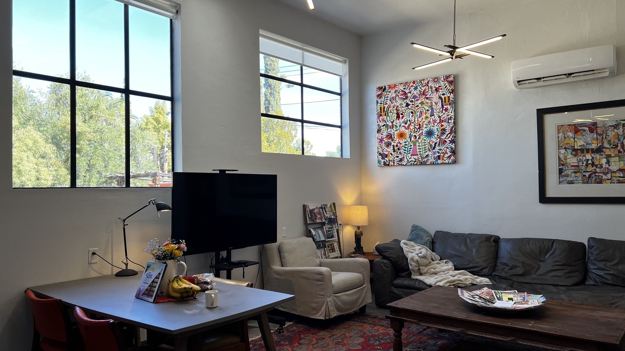 Photo of Livingroom in Richland Heights East