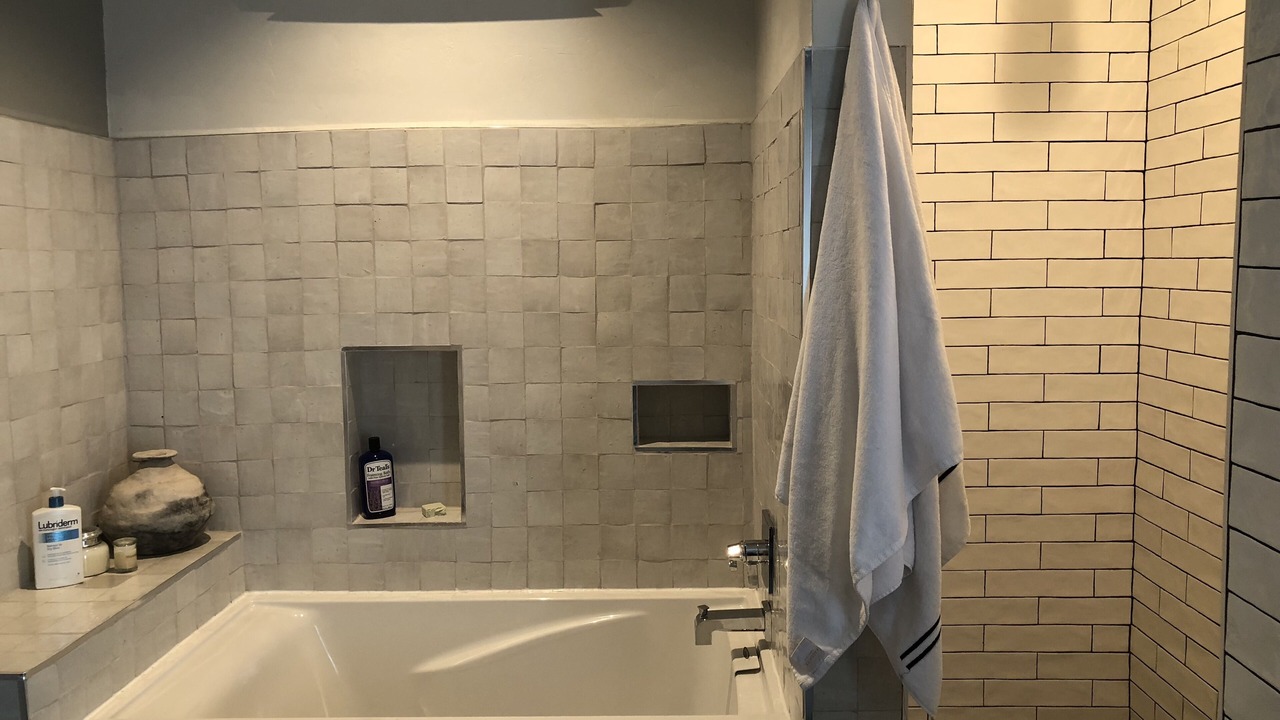 Photo of Bathroom in Richland Heights East