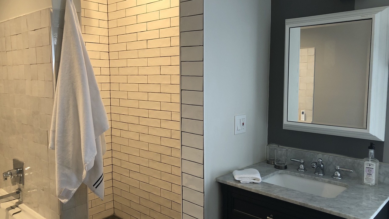 Photo of Bathroom in Richland Heights East