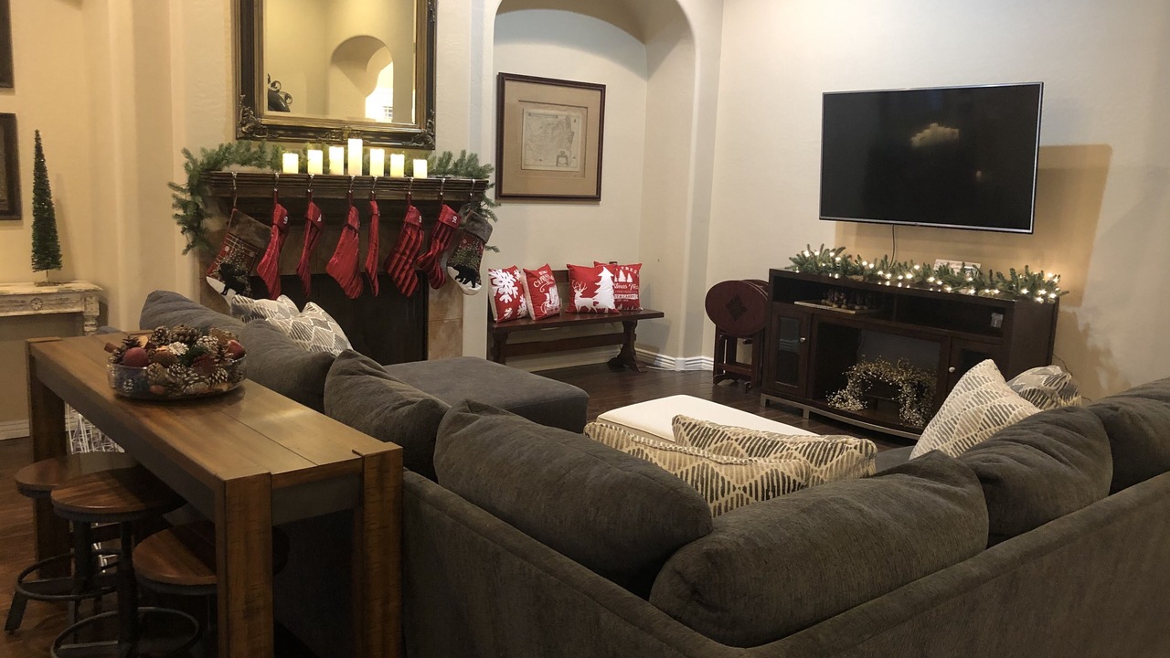 Photo of Livingroom in Aztec Corridor