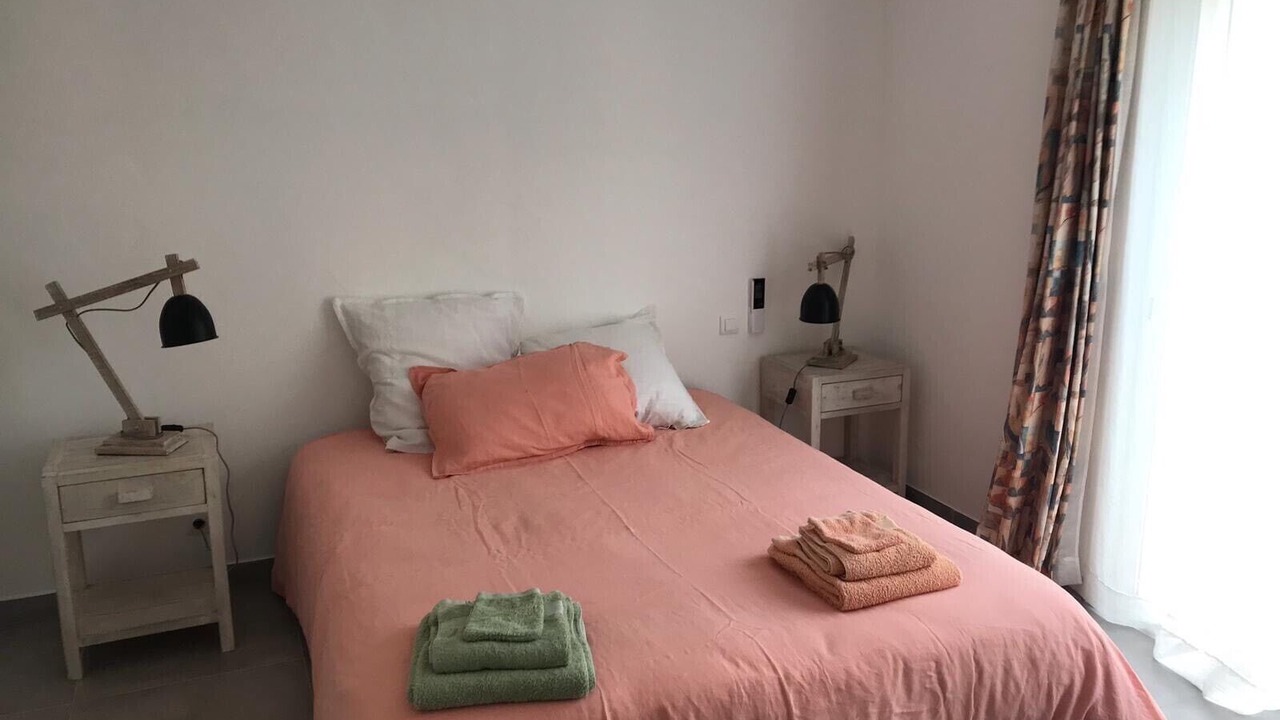 Photo of Bedroom in Cirendinu