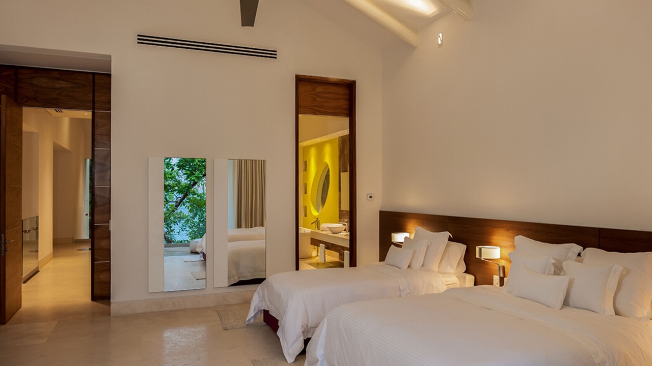 Photo of Bedroom in South Shore Hotel Area