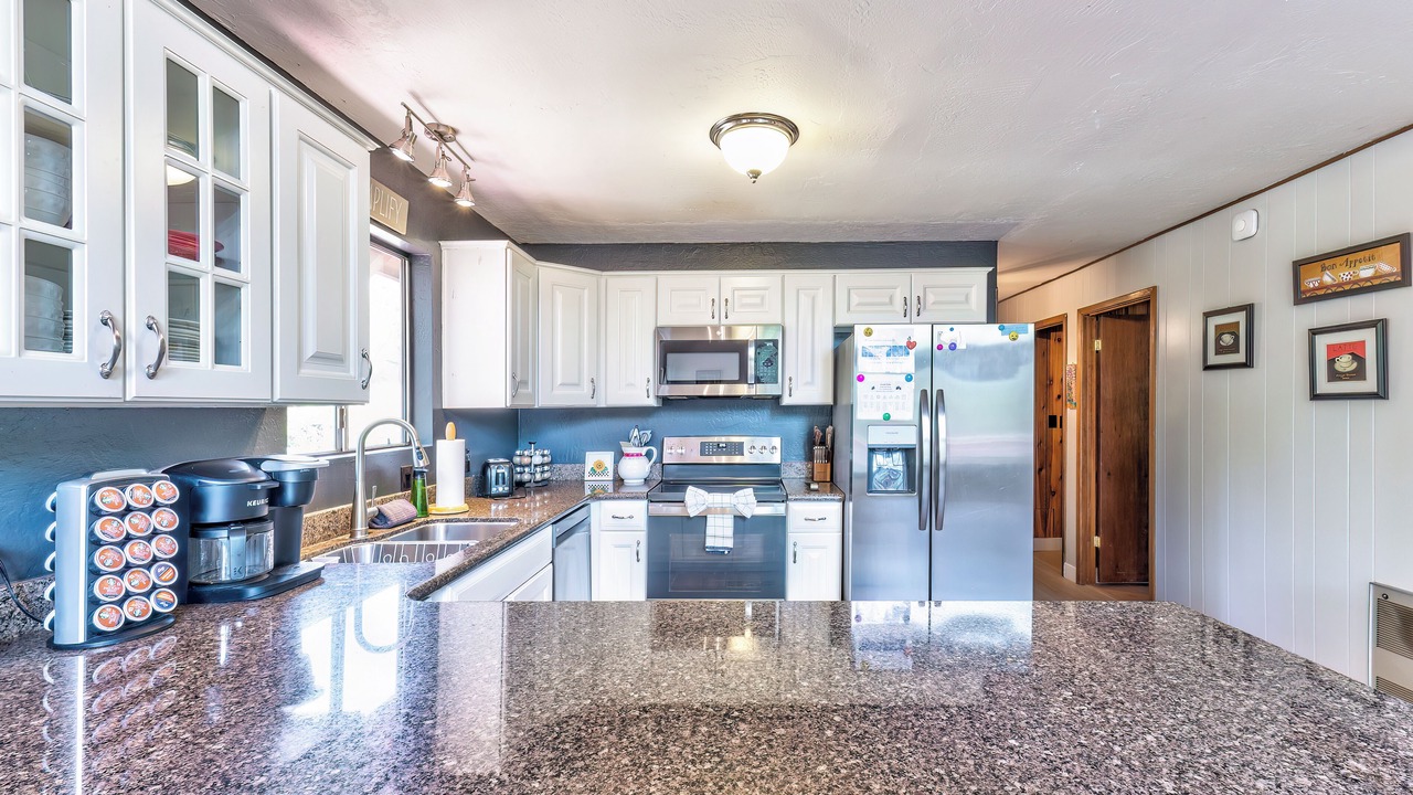 Photo of Kitchen in Munds Park