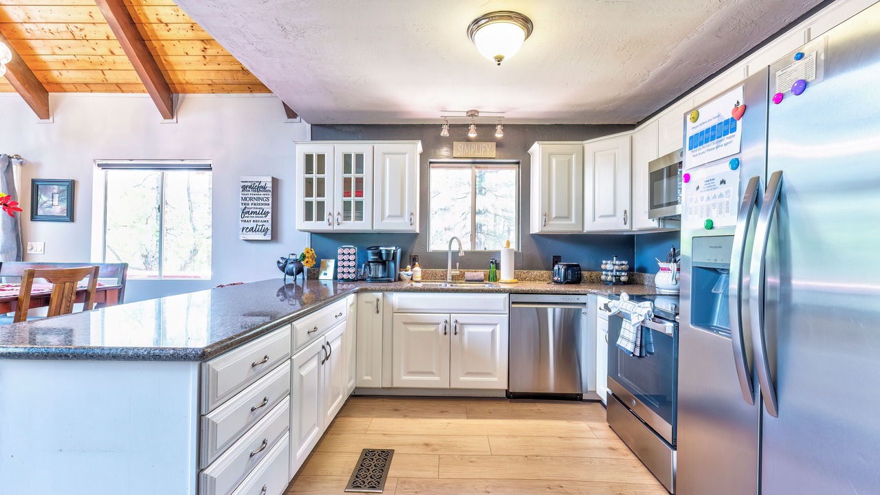 Photo of Kitchen in Munds Park
