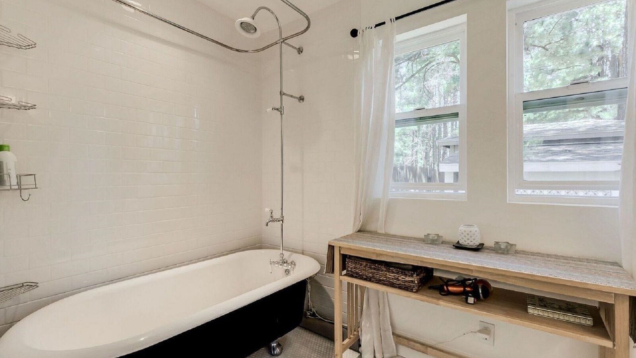 Photo of Bathroom in Mountainaire