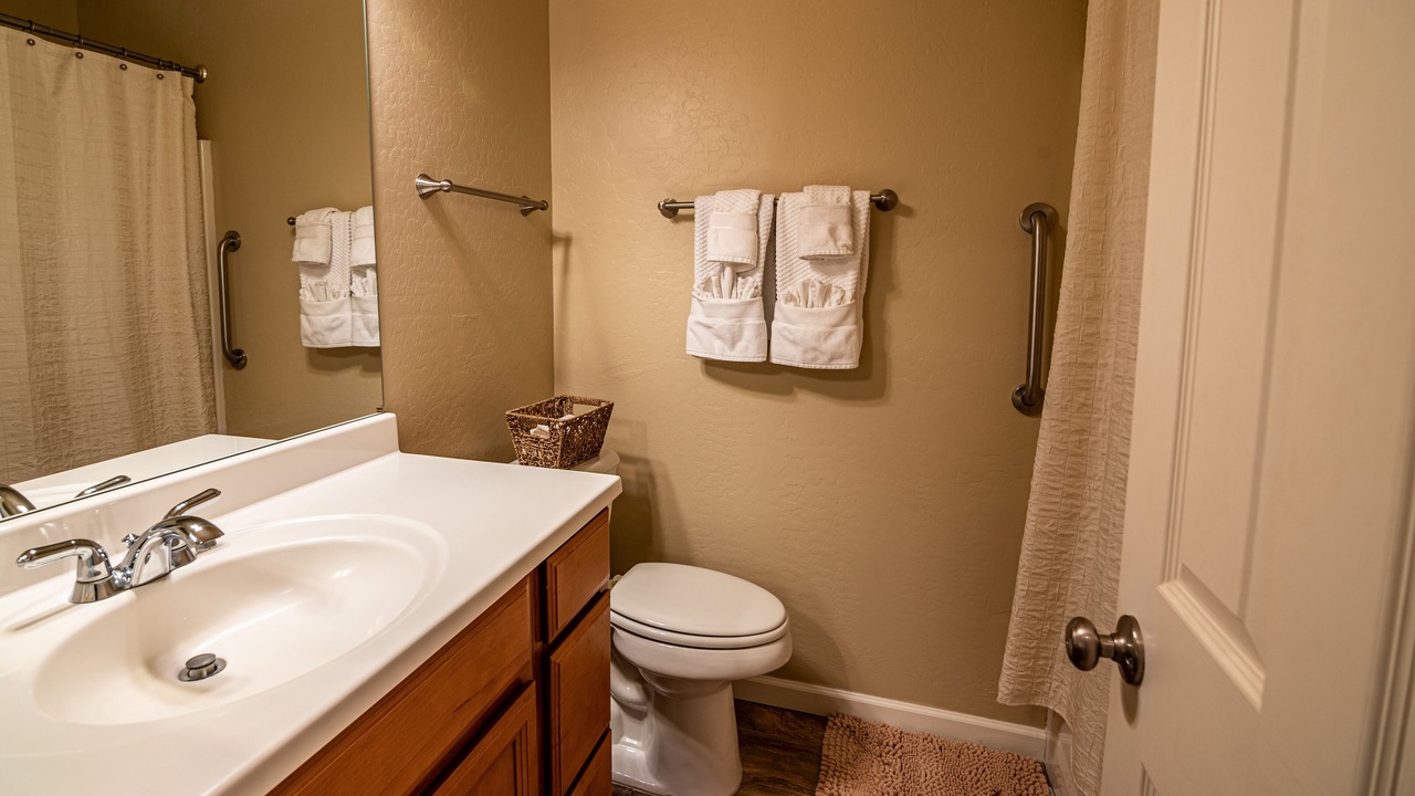 Photo of Bathroom in Gold Canyon
