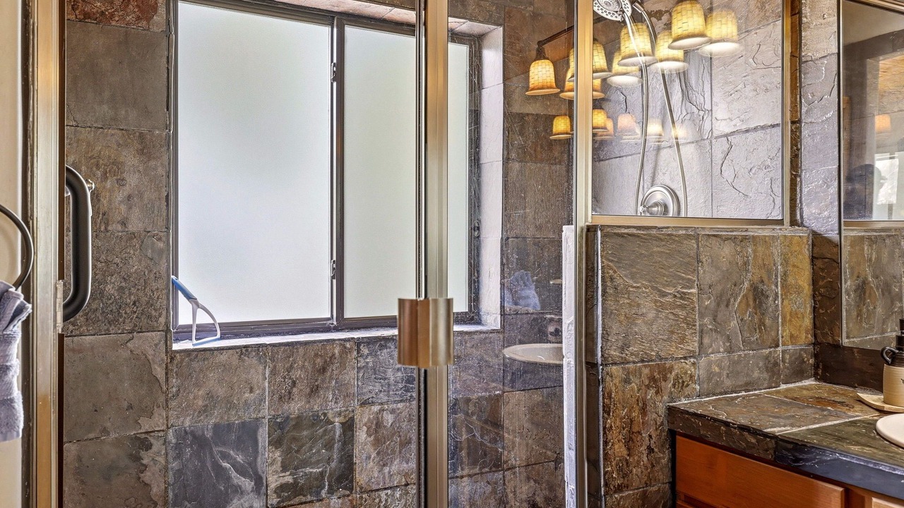 Photo of Bathroom in Pinetop-Lakeside