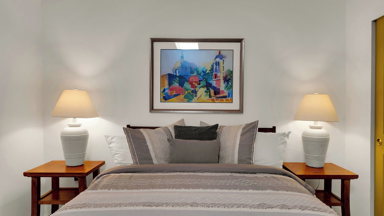 Photo of Bedroom in Peter Howell