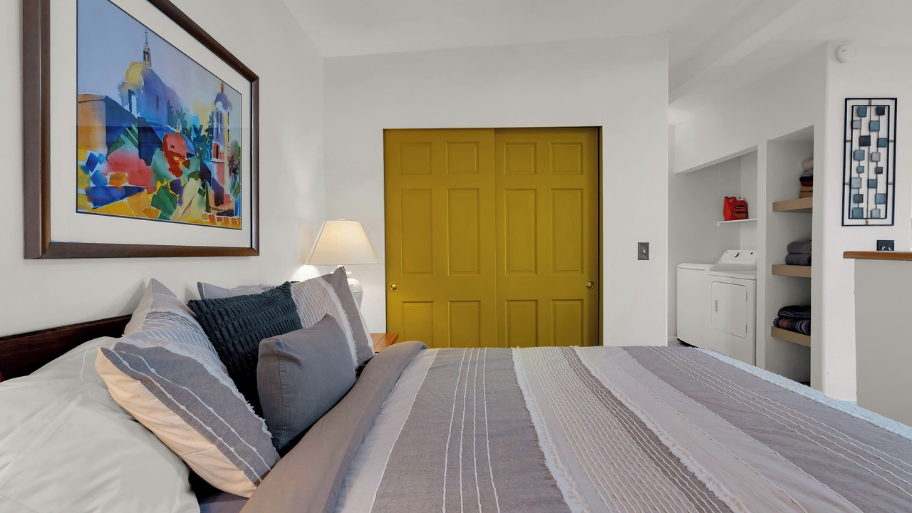 Photo of Bedroom in Peter Howell