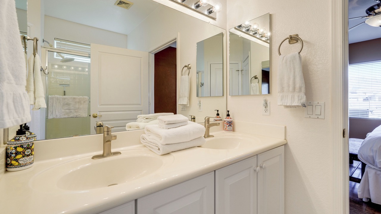 Photo of Bathroom in Gold Canyon
