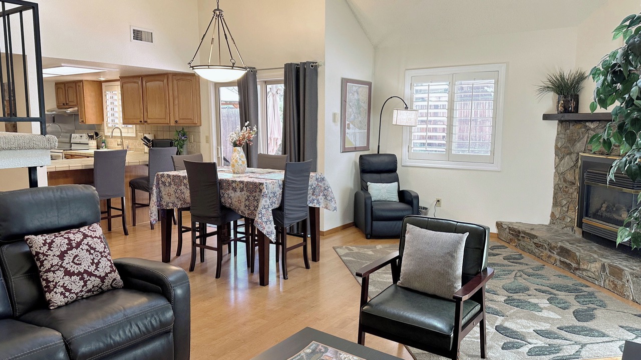 Photo of Livingroom in Flagstaff